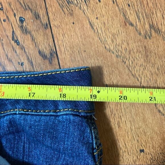 COOGI Denim Jean Shorts, Size 38 waist (approximately size 16) - Picture 4 of 7